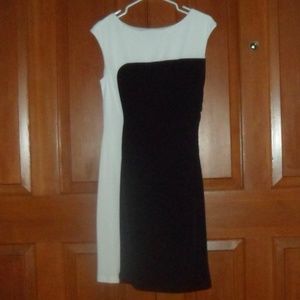 Connected Apparel Black & White Sleeveless Dress